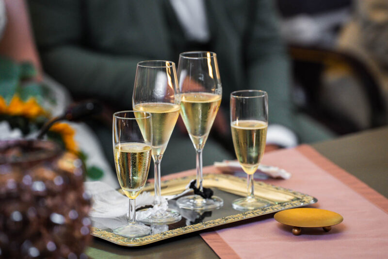 Sektempfang nach der Trauung